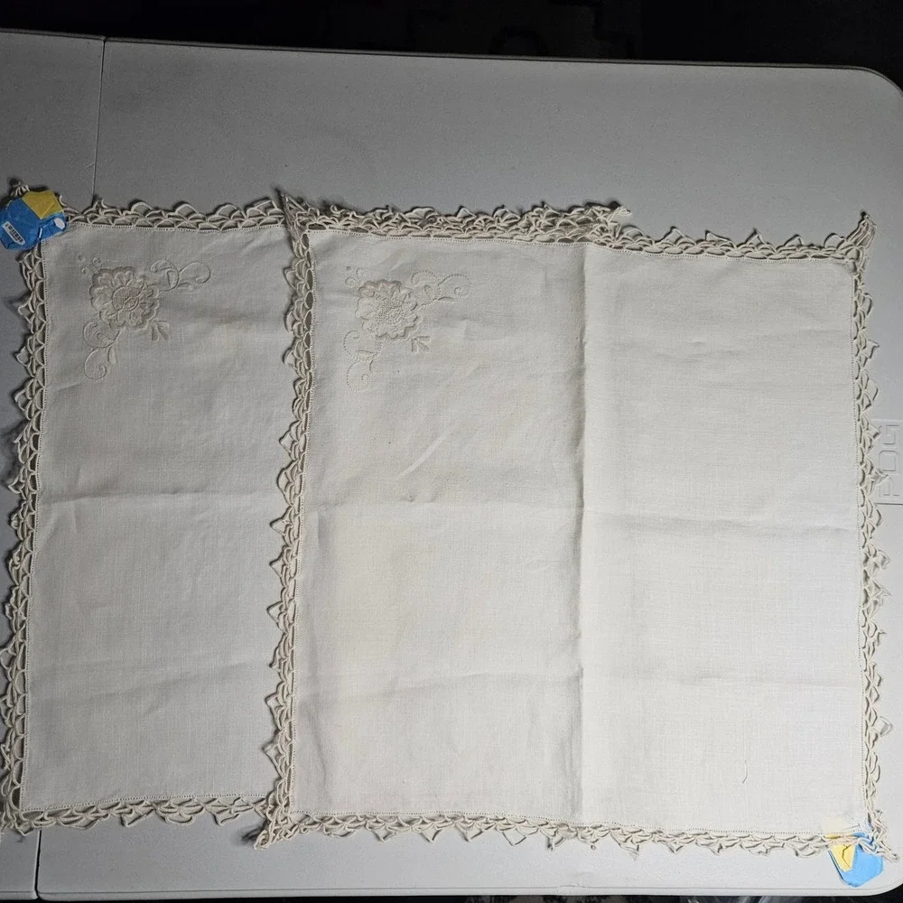 Vintage Cream Linen Napkins Hand Embroidered Floral Crocheted Lace Trim Set of 2